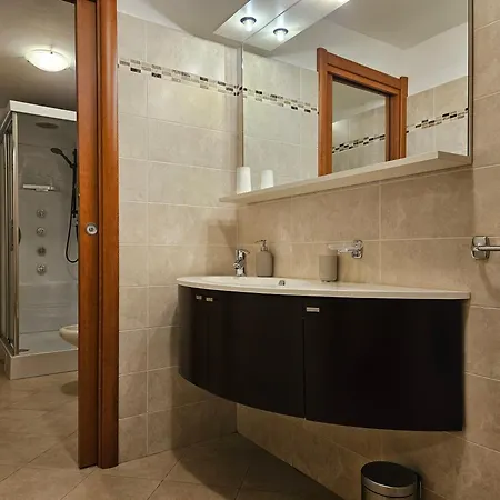 Apartment Rosa Di By World